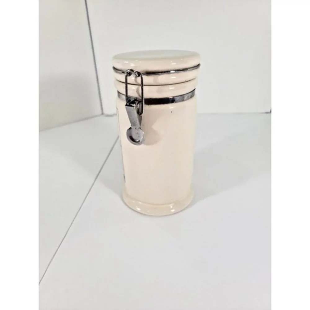 California Pantry Classic Ceramics December 2003 Canister Tight‎ Seal Lid 7.5